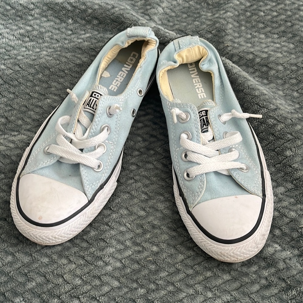 Sky Tiffany blue converse size 6